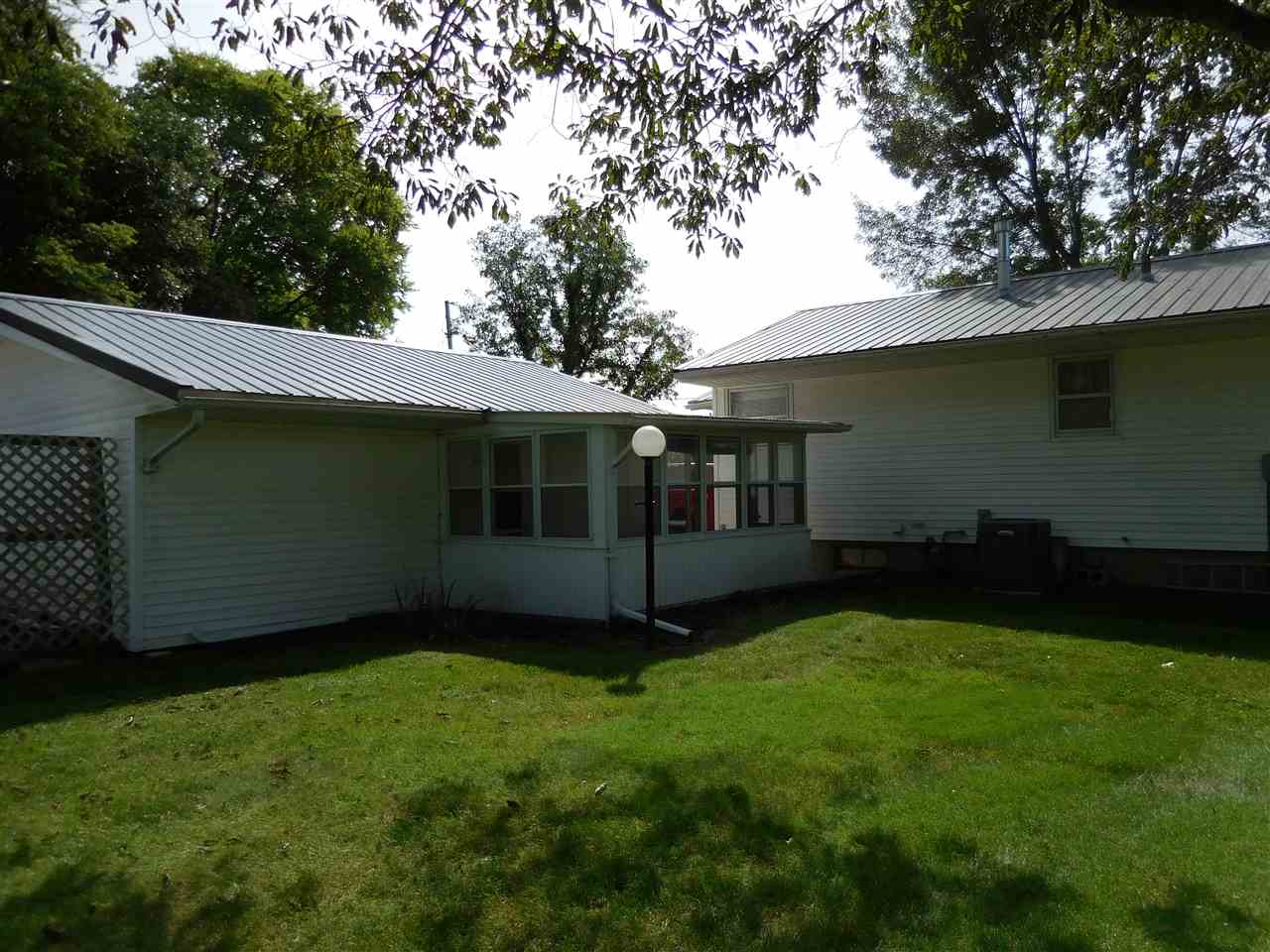 700 Main Street Hills, IA 52235 - Photo 17 of 21 Gallery Image 17