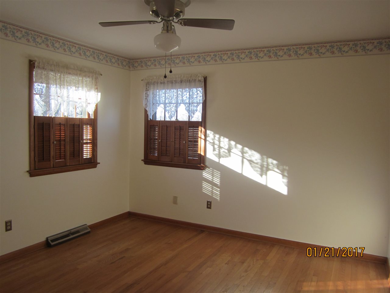 4220 South Harrell Road Bloomington, IN 47401 - Photo 18 of 34 Gallery Image 18