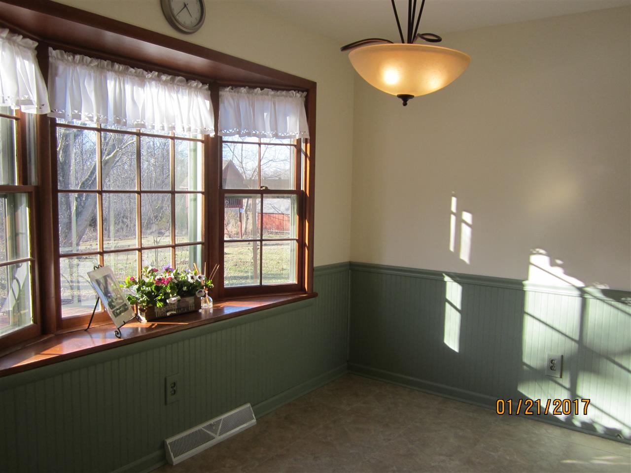4220 South Harrell Road Bloomington, IN 47401 - Photo 8 of 34 Gallery Image 8