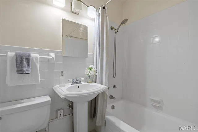 $229,000 | 4466 West Pine Boulevard, Unit 2E, St. Louis, MO 63108