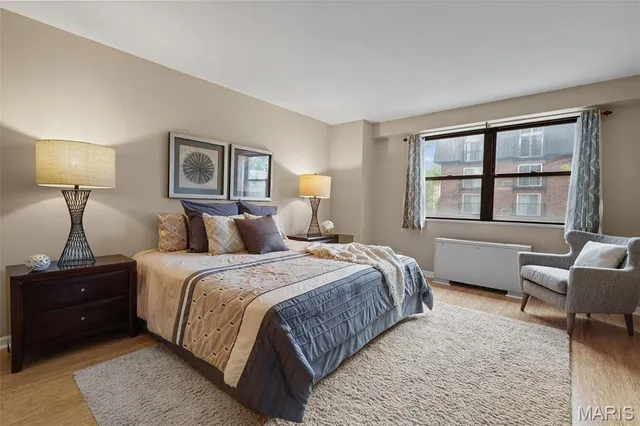 $229,000 | 4466 West Pine Boulevard, Unit 2E, St. Louis, MO 63108