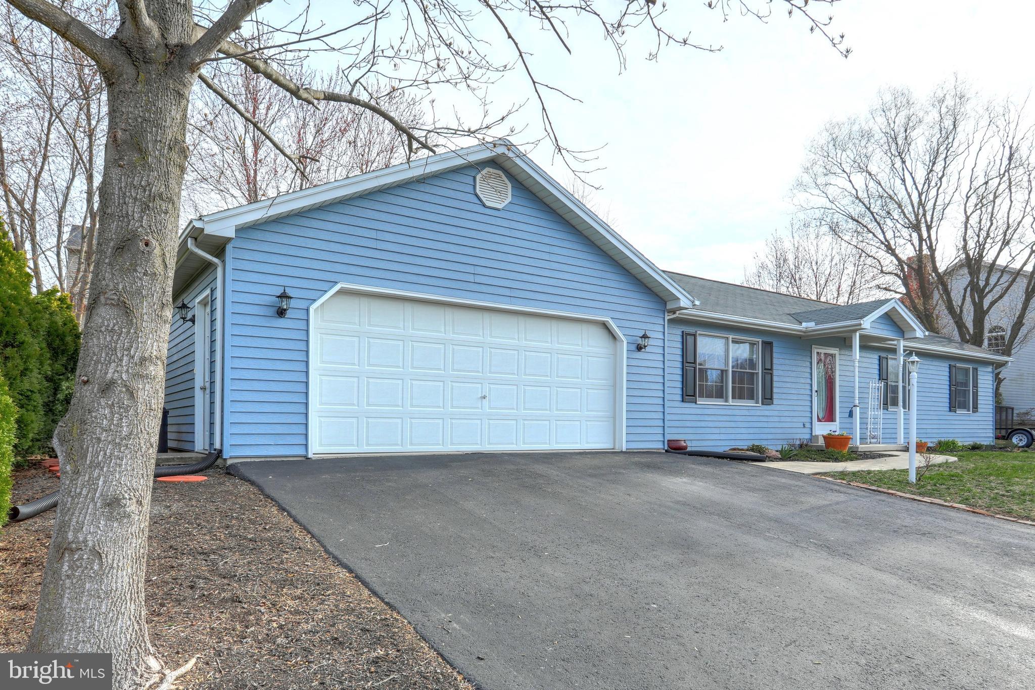 14 Wetherburn Road Enola, PA 17025 - Photo 28 of 28 Heated garage with utility sink.