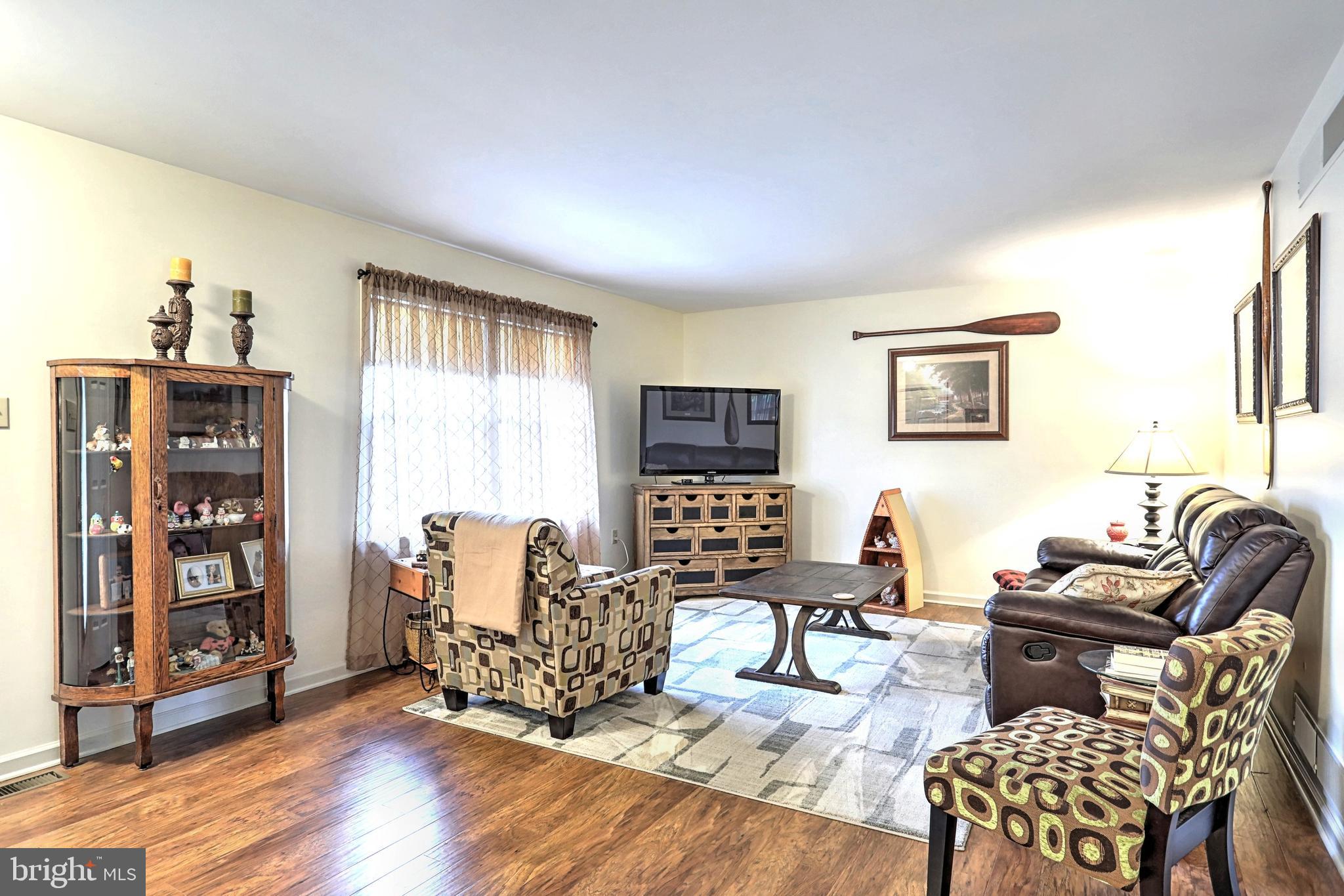 14 Wetherburn Road Enola, PA 17025 - Photo 4 of 28 Gallery Image 4