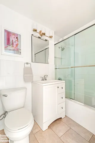 $659,000 | 101 West 12th Street, Unit 8Z | West Village