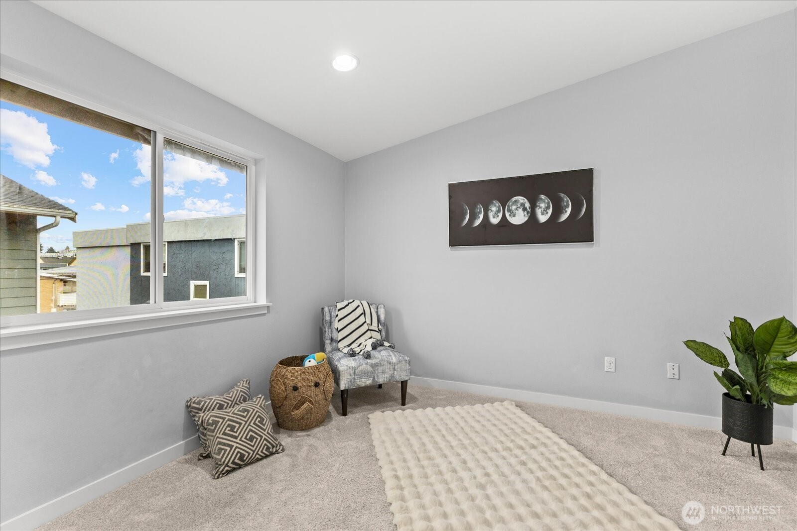 930 North 96th Street Seattle, WA 98103 - Photo 16 of 33