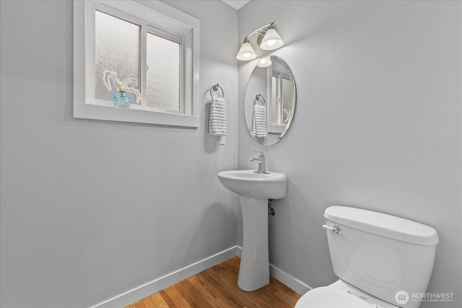 930 North 96th Street Seattle, WA 98103 - Photo 19 of 33