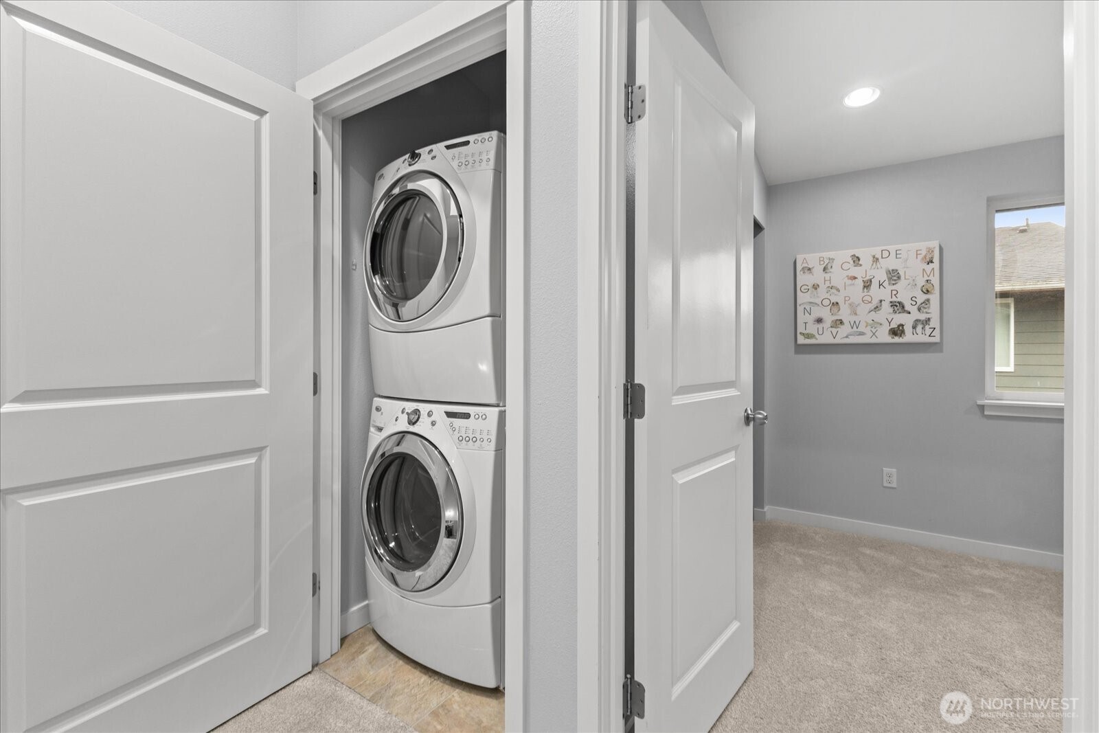 930 North 96th Street Seattle, WA 98103 - Photo 20 of 33