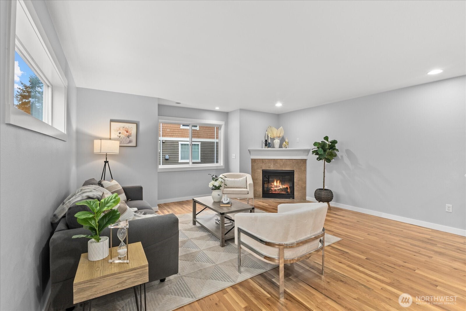 930 North 96th Street Seattle, WA 98103 - Photo 4 of 33