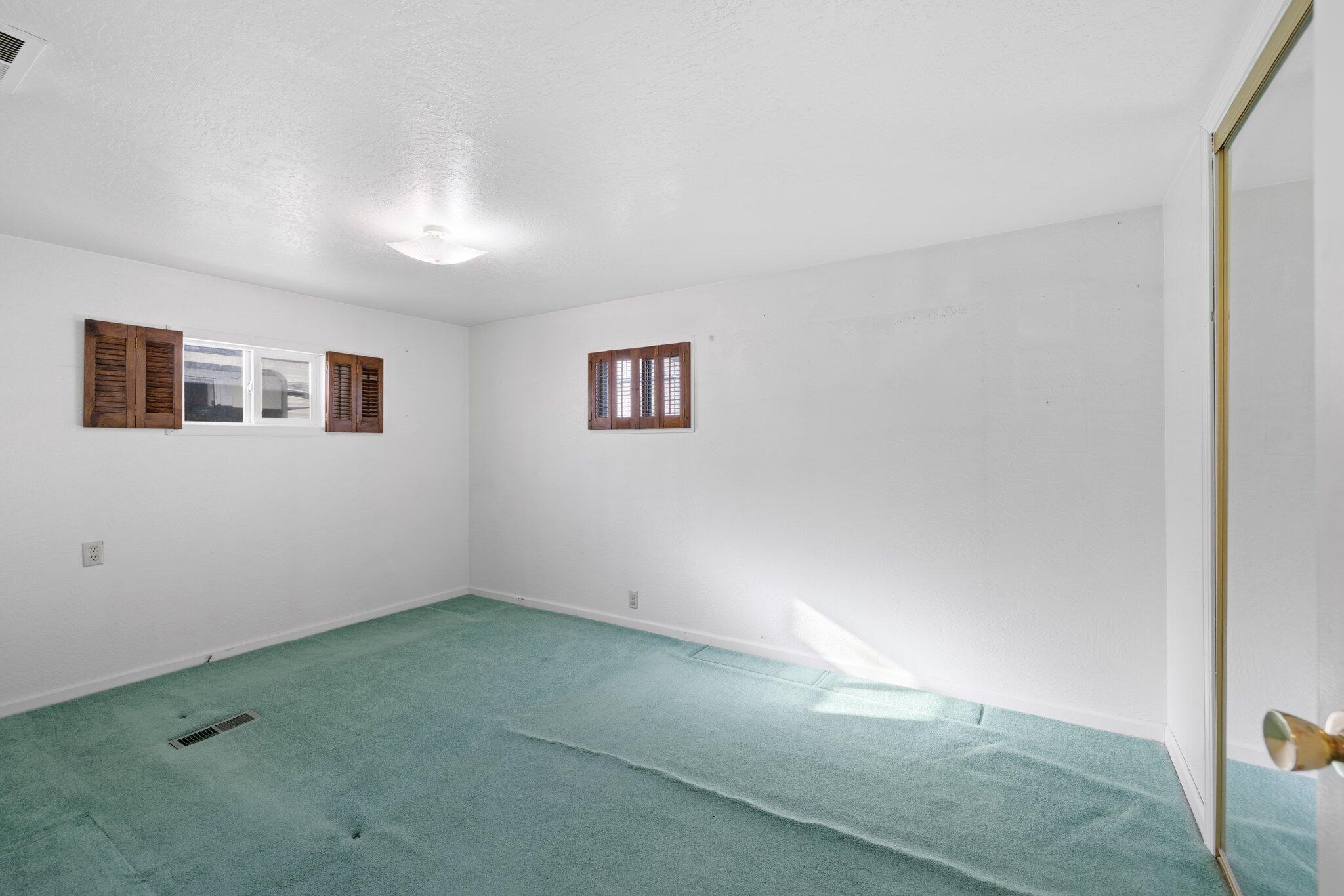 7385 Maple Lane Central Point, OR 97502 - Photo 19 of 26 20-web-or-mls-WCI_4828