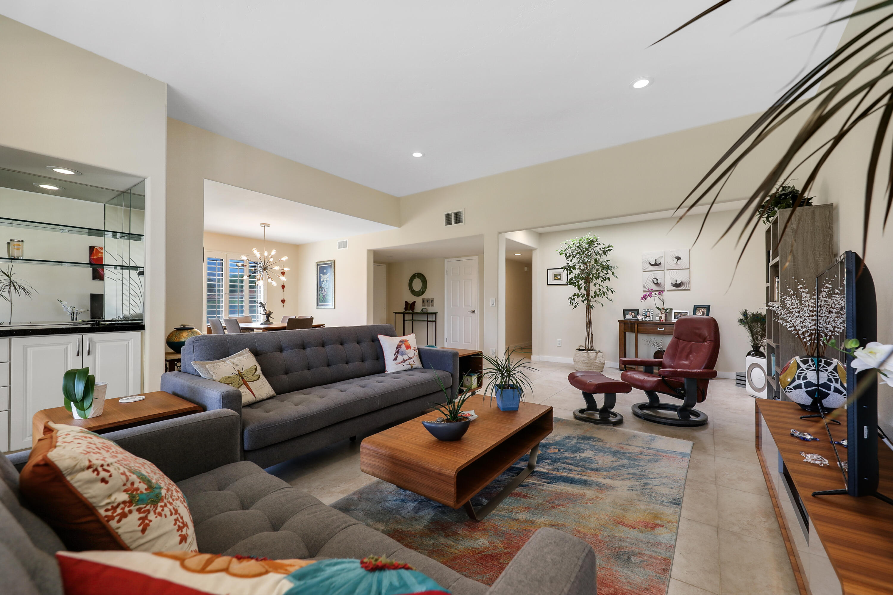 1 La Ronda Drive Rancho Mirage, CA 92270 - Photo 4 of 33 LaRonda1#7