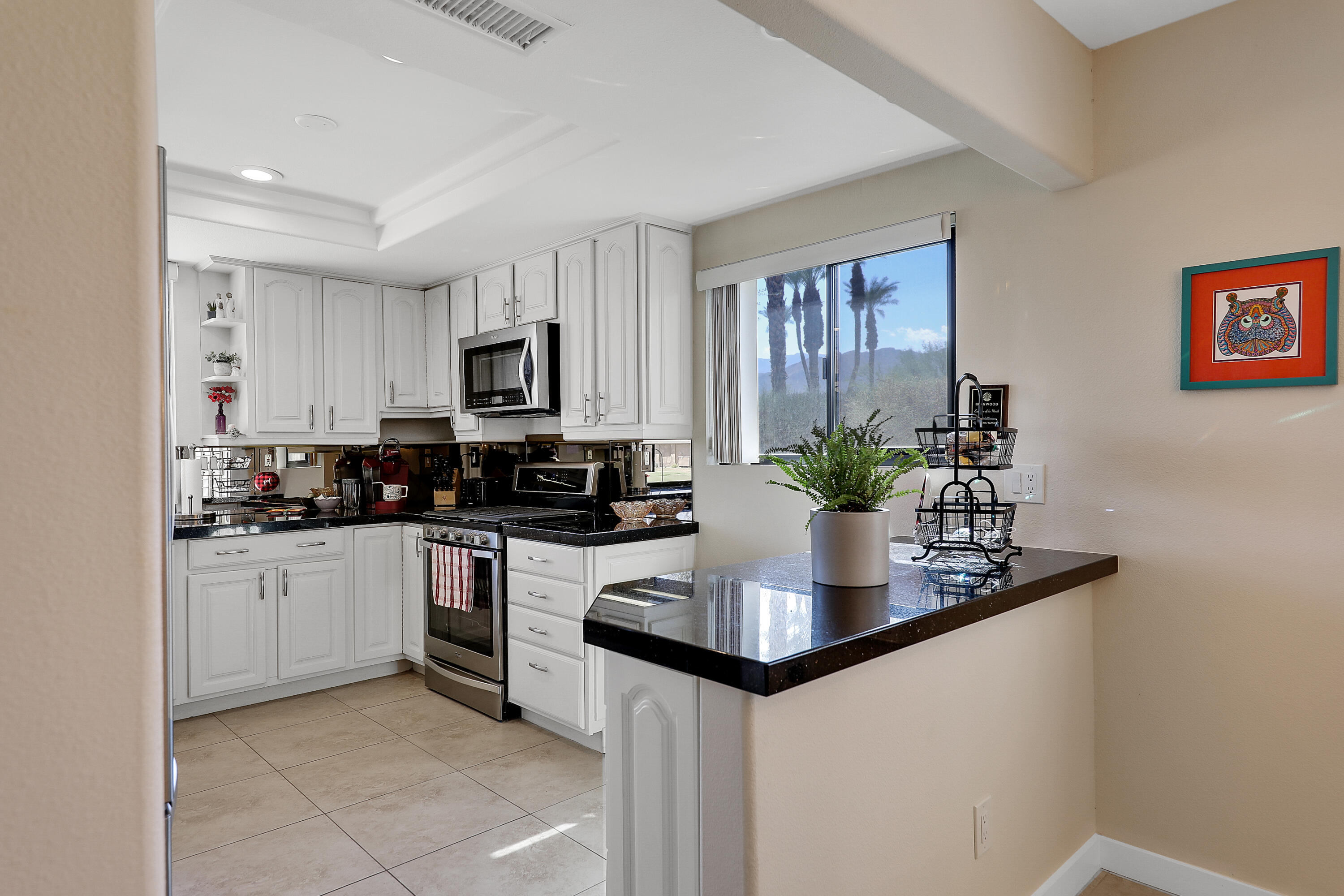 1 La Ronda Drive Rancho Mirage, CA 92270 - Photo 8 of 33 LaRonda1#12