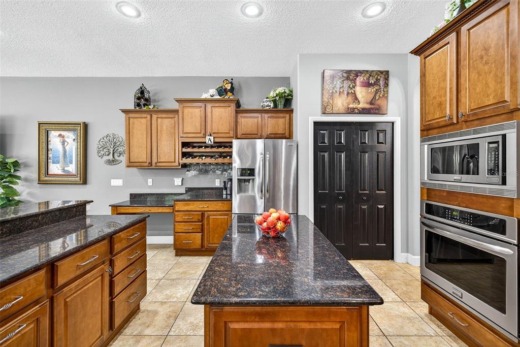 13887 Gavin Road Dover, FL 33527 - Photo 12 of 73