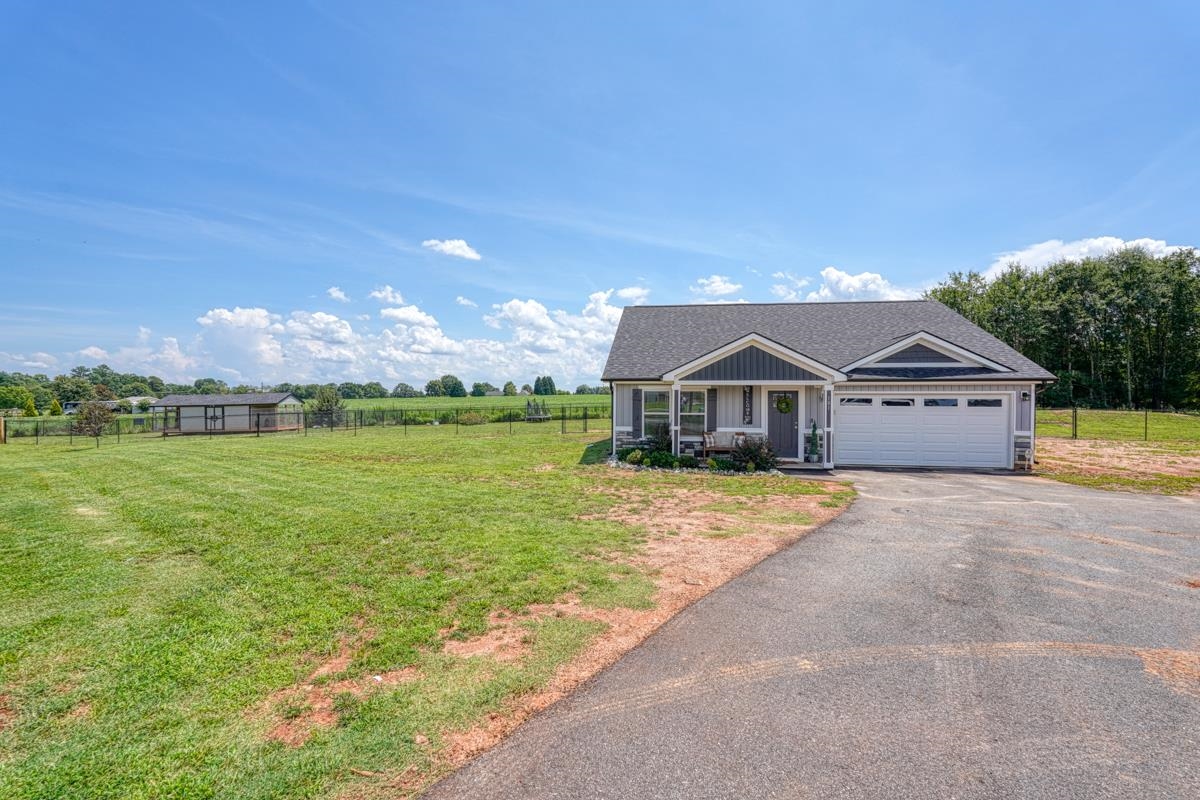 181 Aldrich Road Chesnee, SC 29323 - Photo 3 of 30
