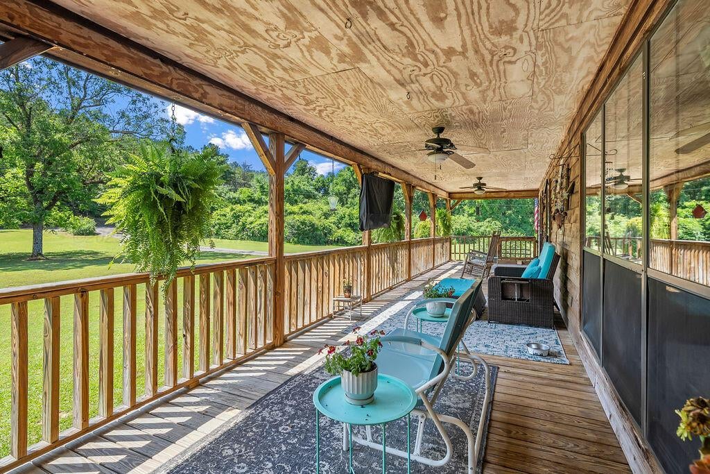 453 Mclaughlin Road Oakman, AL 35579 - Photo 28 of 31 front porch