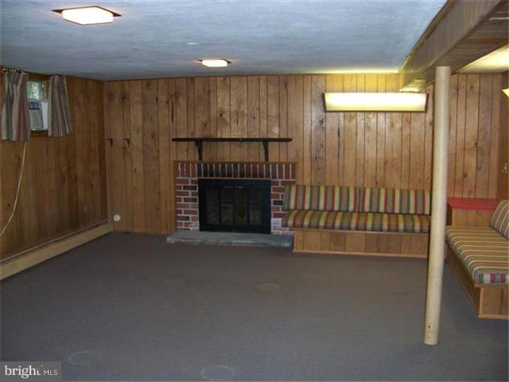 165 Mansion Road Newtown Square, PA 19073 - Photo 14 of 16 Basement - Finished