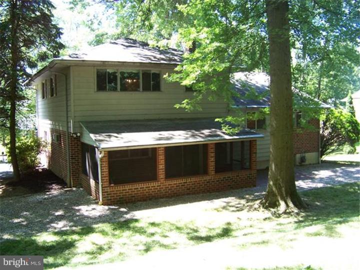 Exterior Back
