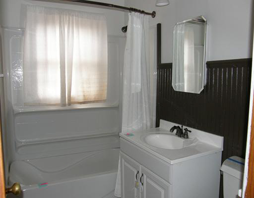 1625 Ryer Street South Bend, IN 46628 - Photo 10 of 14 Gallery Image 10