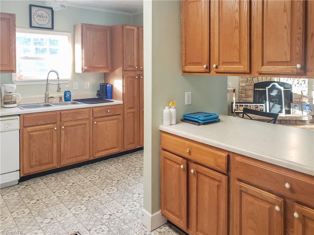 394 Old Offen Po Road Traphill, NC 28685 - Photo 14 of 19 Gallery Image 14