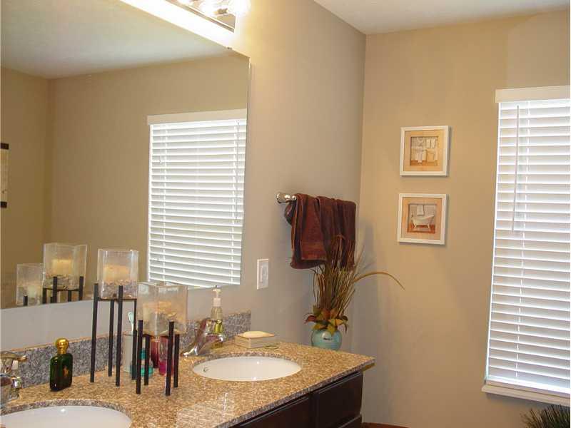 10533 Sugar Ridge Way Indianapolis, IN 46239 - Photo 15 of 24 Gallery Image 15