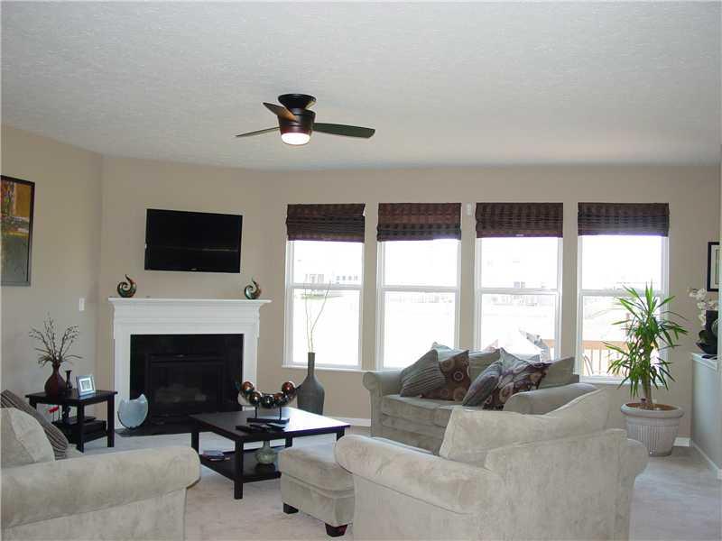 10533 Sugar Ridge Way Indianapolis, IN 46239 - Photo 6 of 24 Gallery Image 6