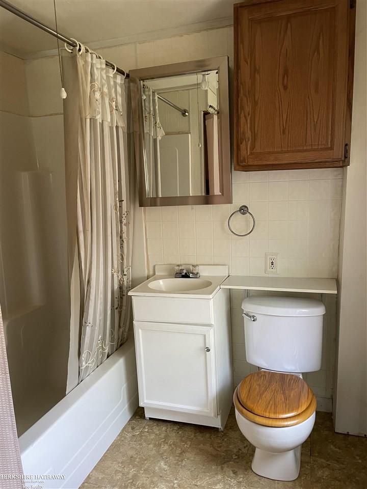 434 Mable Road Marine City, MI 48039 - Photo 19 of 24 50049306-18.JPG