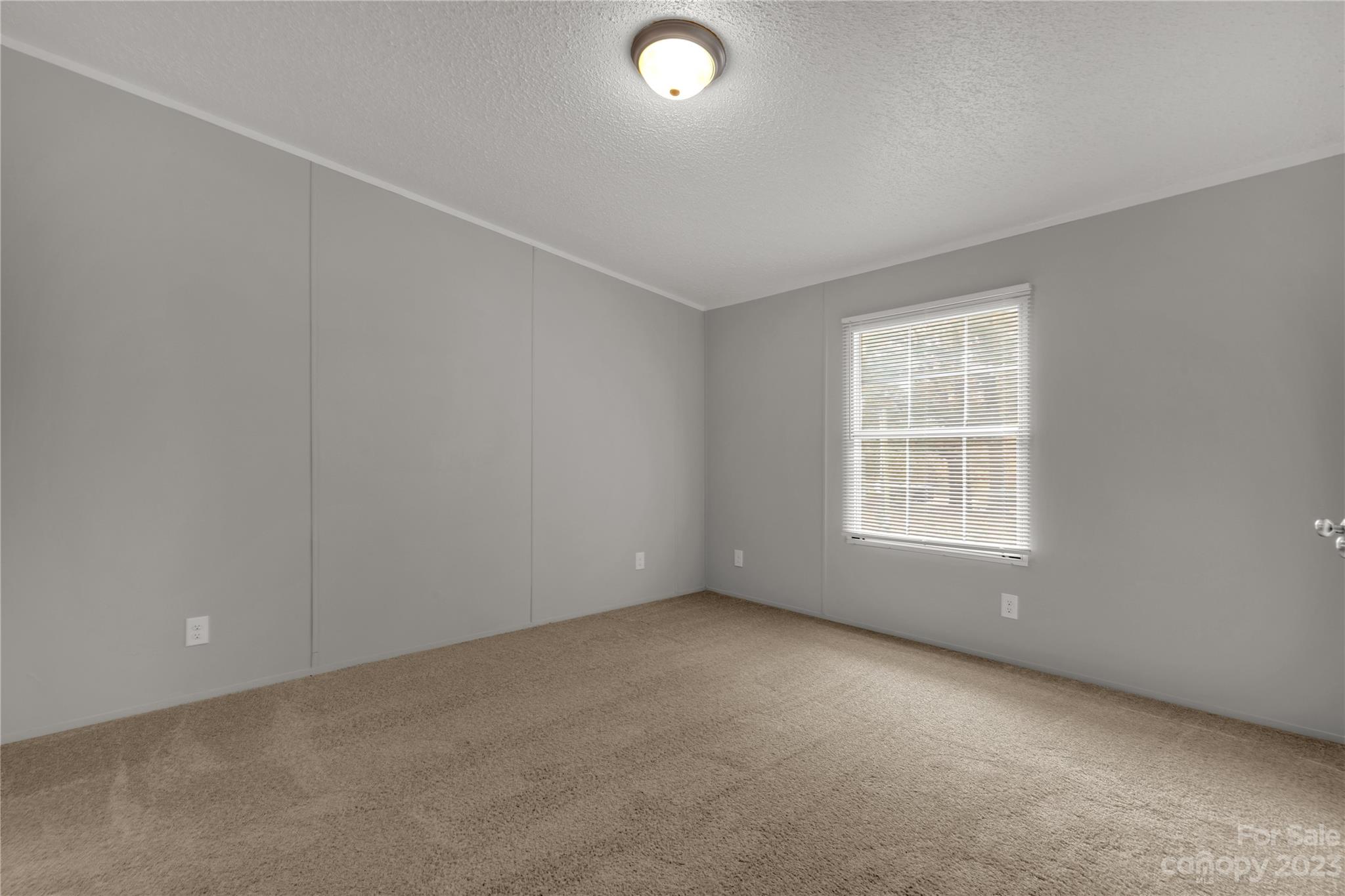 995 Longleaf Road York, SC 29745 - Photo 16 of 30 an empty room with a window