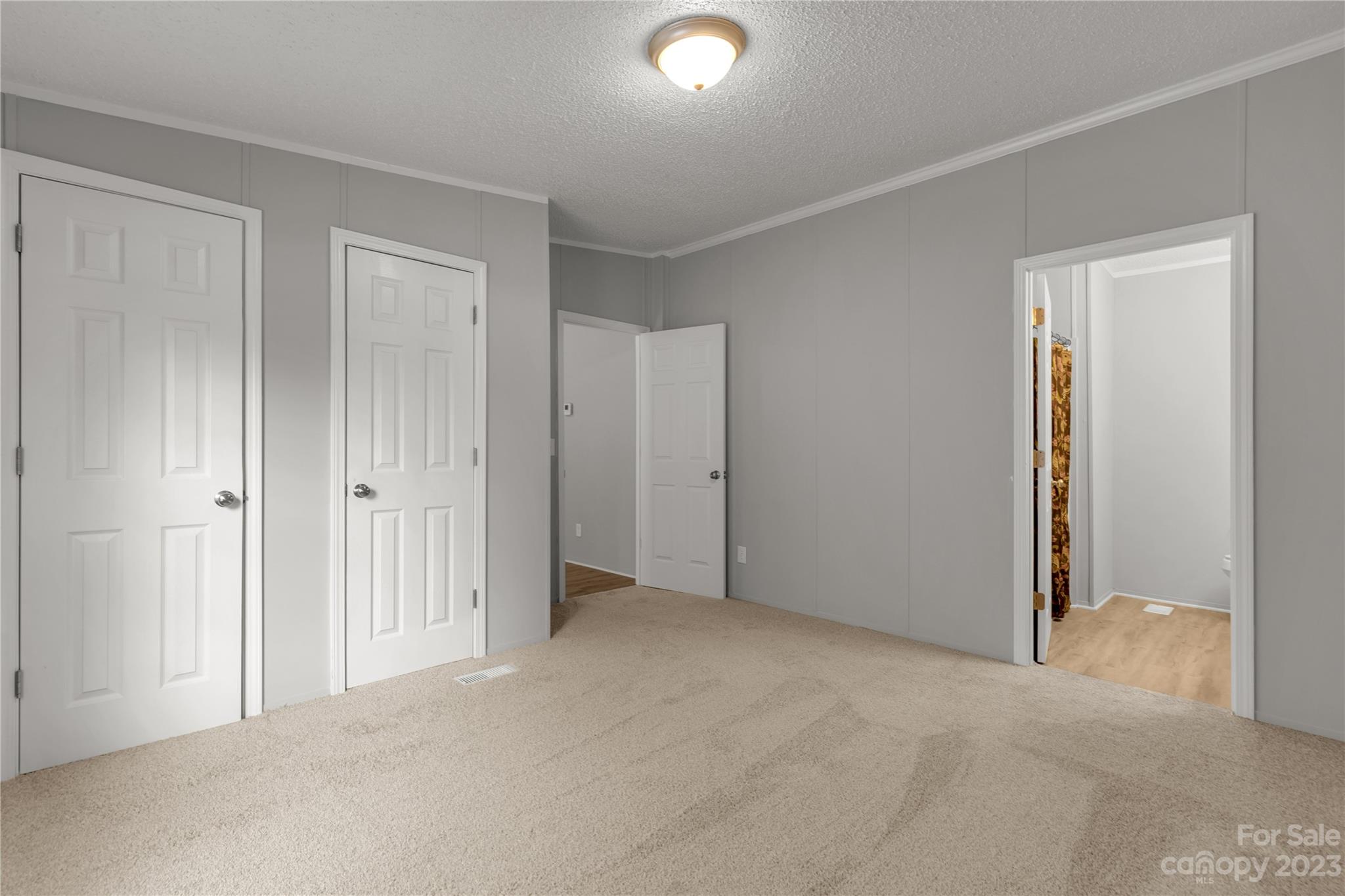 995 Longleaf Road York, SC 29745 - Photo 17 of 30 a view of an empty room and closet area