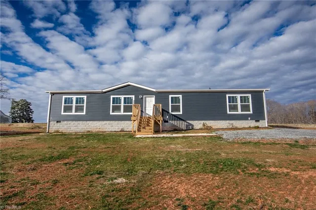 $254,900 | 489 Eagle Mills Road, Hamptonville, NC 27020