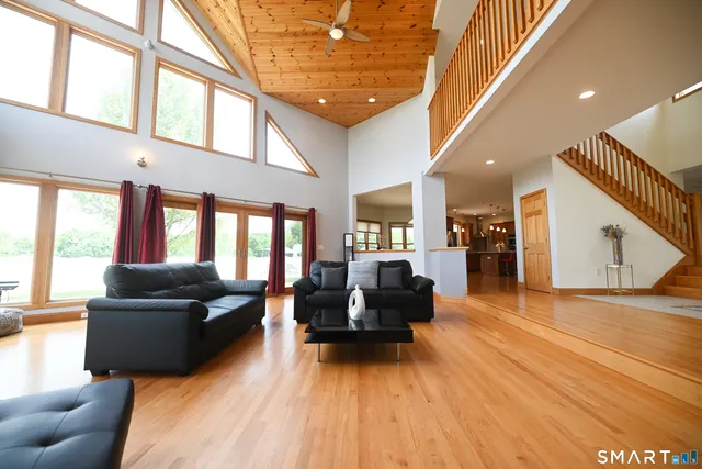 $8,900 | 19 Longview Drive, North Haven, CT 06473