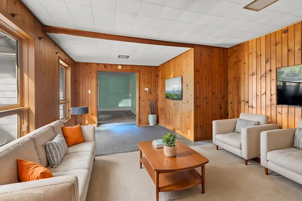 $589,000 | W3676 Highway 50, Geneva, WI 53147
