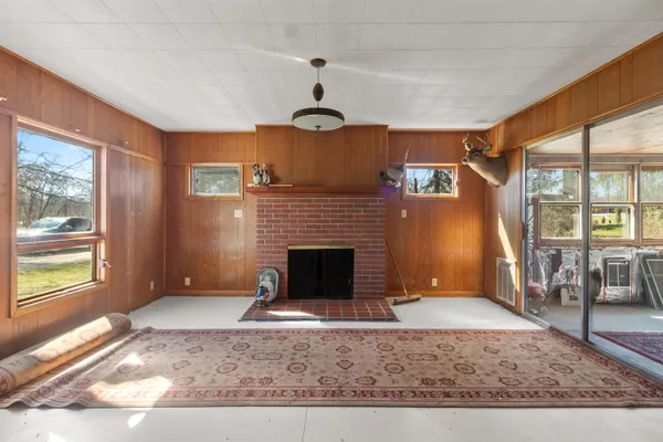 $589,000 | W3676 Highway 50, Geneva, WI 53147