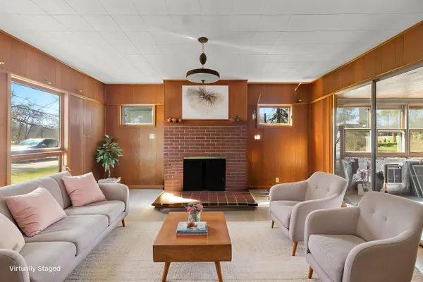 $589,000 | W3676 Highway 50, Geneva, WI 53147