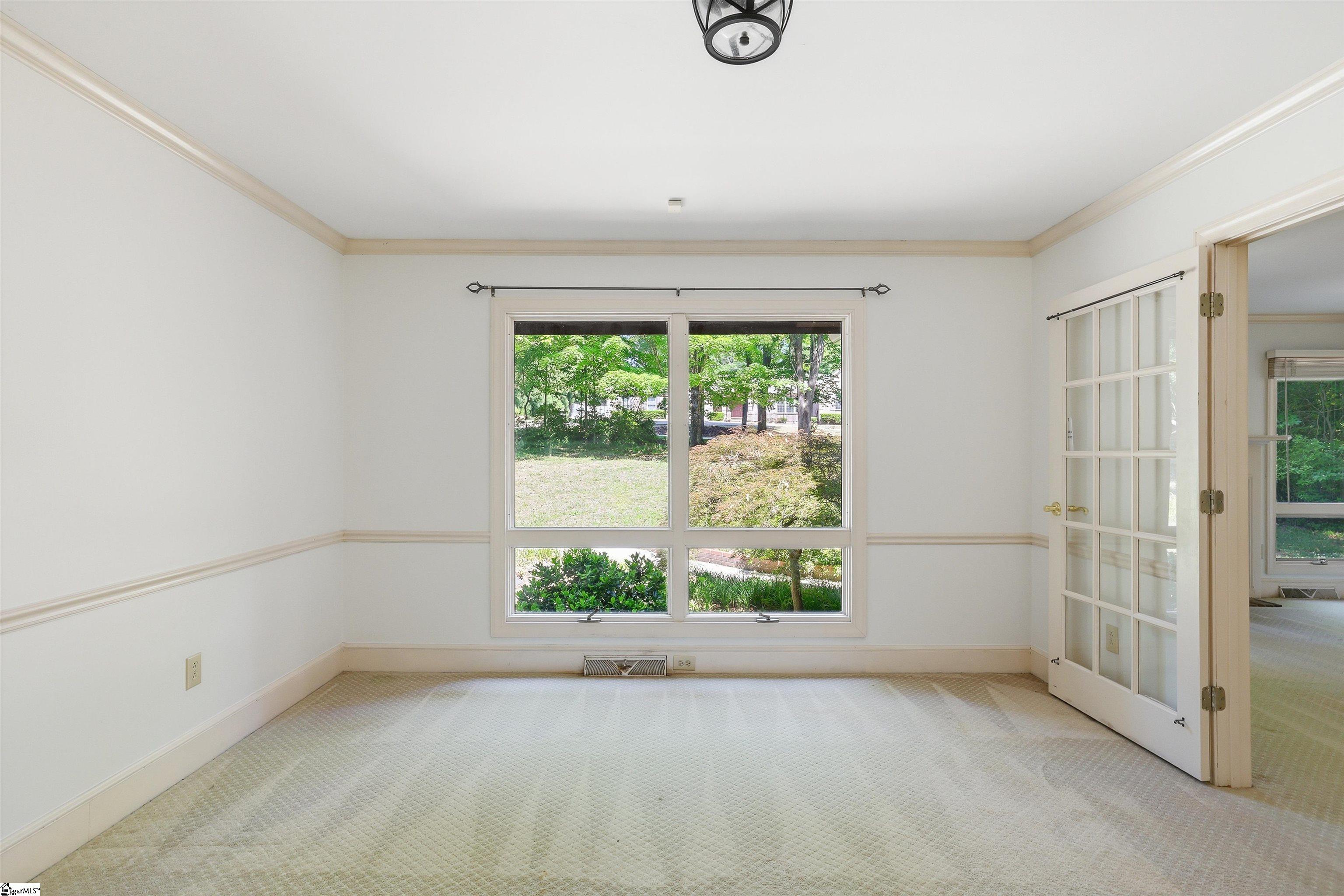 310 Hammett Road Greer, SC 29650 - Photo 8 of 43