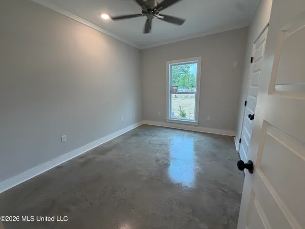 $302,640 | 196 Lake Harbor Road, Brandon, MS 39047