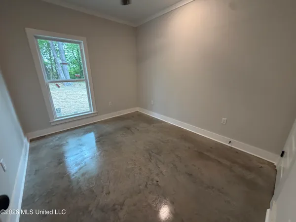 $302,640 | 196 Lake Harbor Road, Brandon, MS 39047