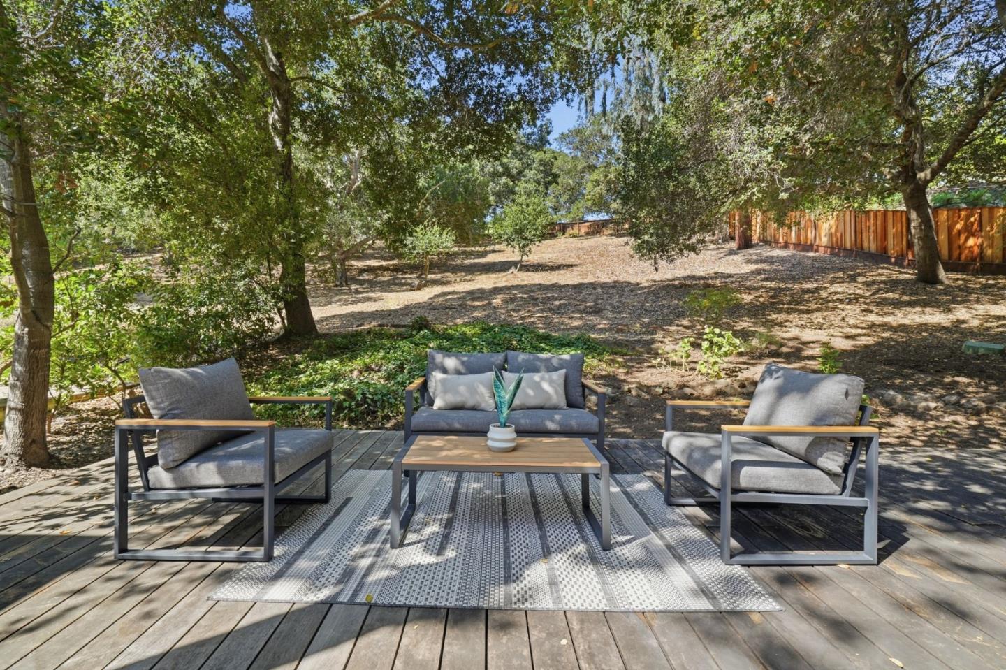 19 Farm Road Los Altos, CA 94024 - Photo 22 of 28