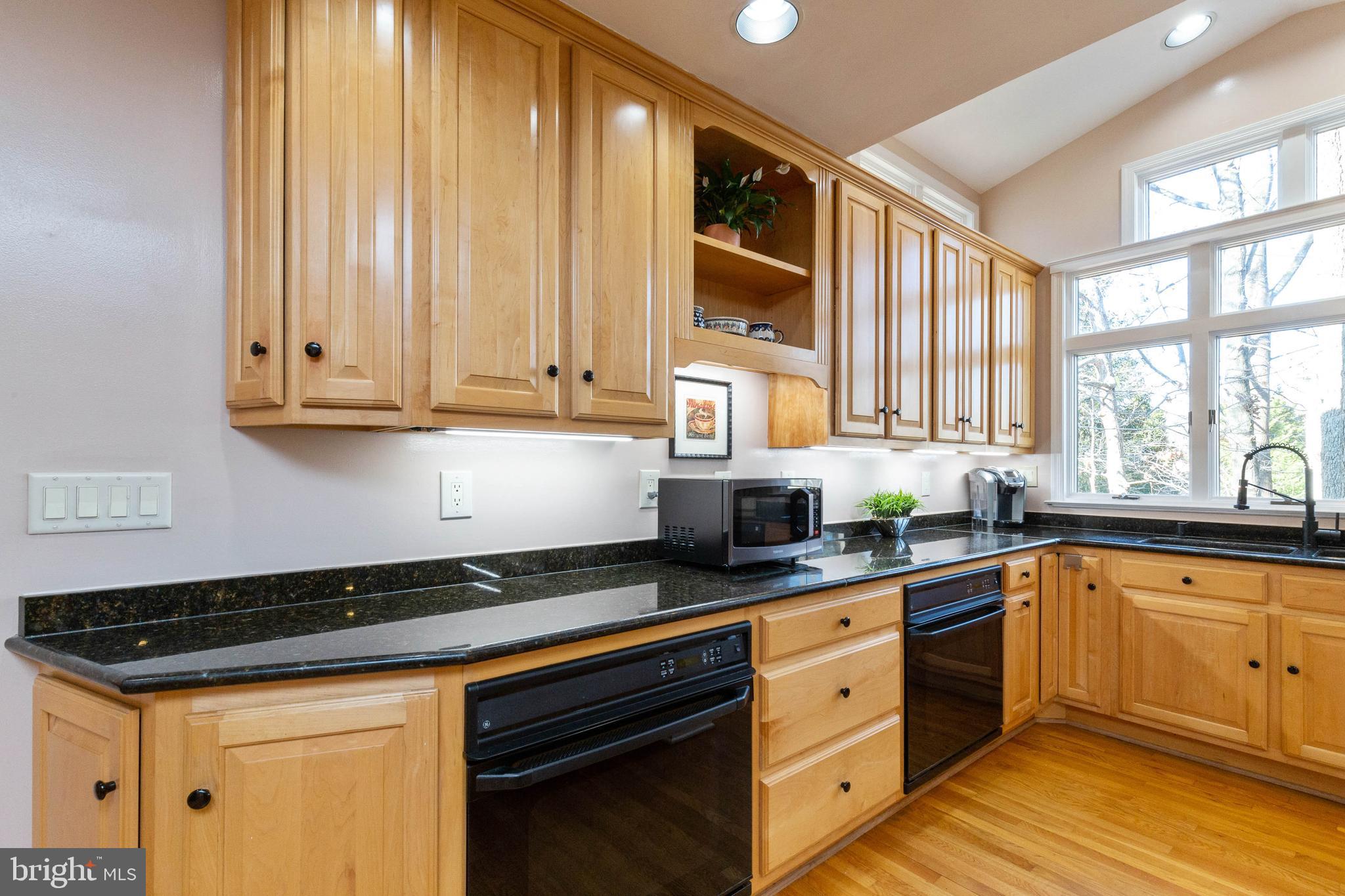 12332 Washington Brice Road Fairfax, VA 22033 - Photo 24 of 54 Updated Kitchen with TWO Ovens!