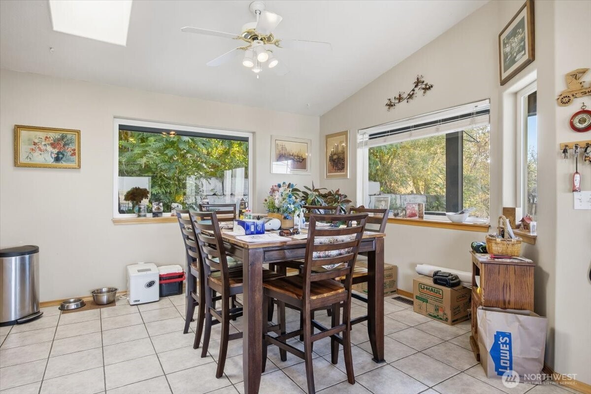 372 Harbor Boulevard Burbank, WA 99323 - Photo 18 of 31 a view of a dining room with furniture window and outside view