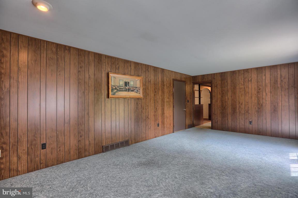 42 Center Square Road Leola, PA 17540 - Photo 17 of 36 Gallery Image 17