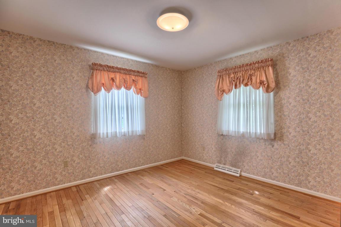 42 Center Square Road Leola, PA 17540 - Photo 27 of 36 Gallery Image 27
