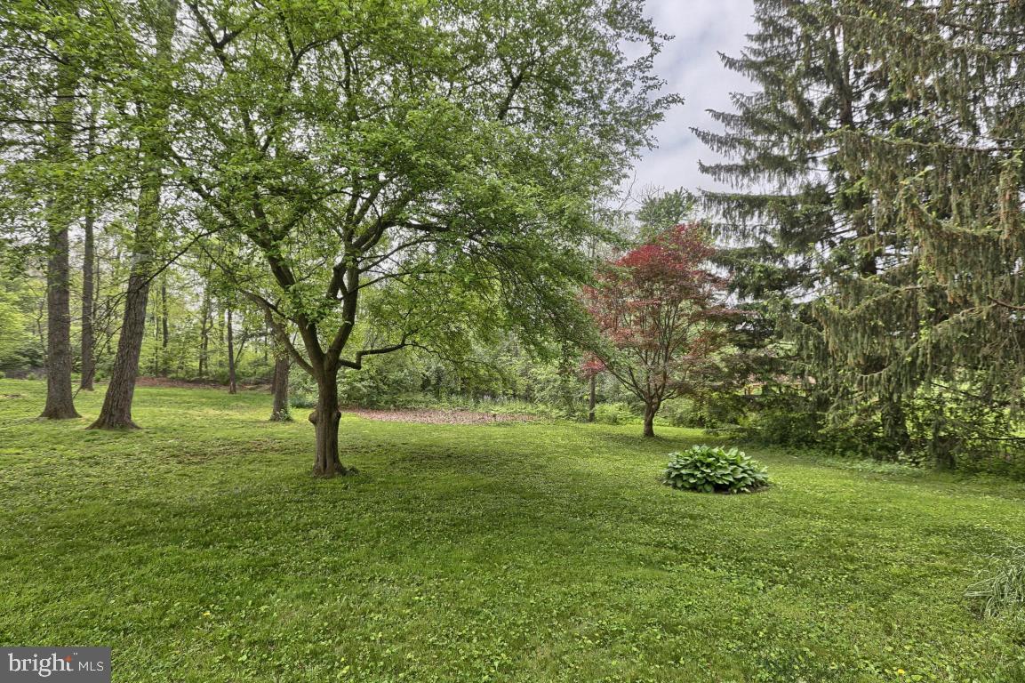 42 Center Square Road Leola, PA 17540 - Photo 33 of 36 Gallery Image 33