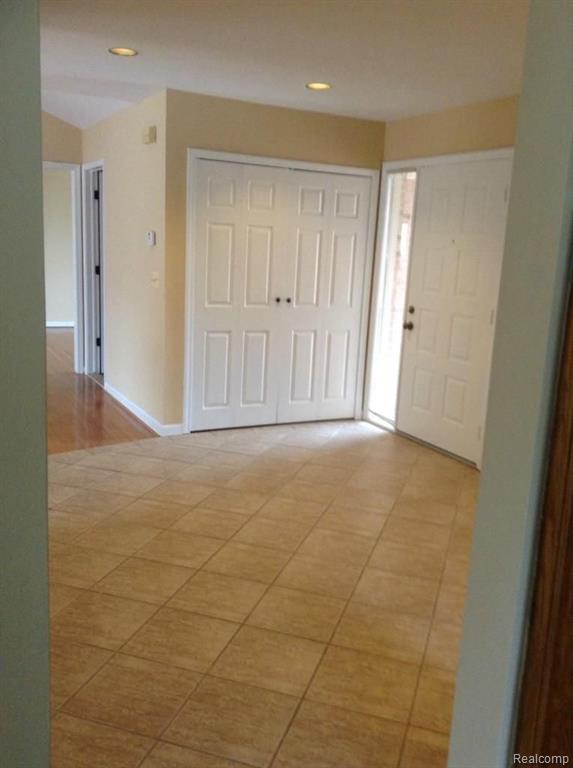 3360 Primrose Drive Rochester Hills, MI 48307 - Photo 31 of 43