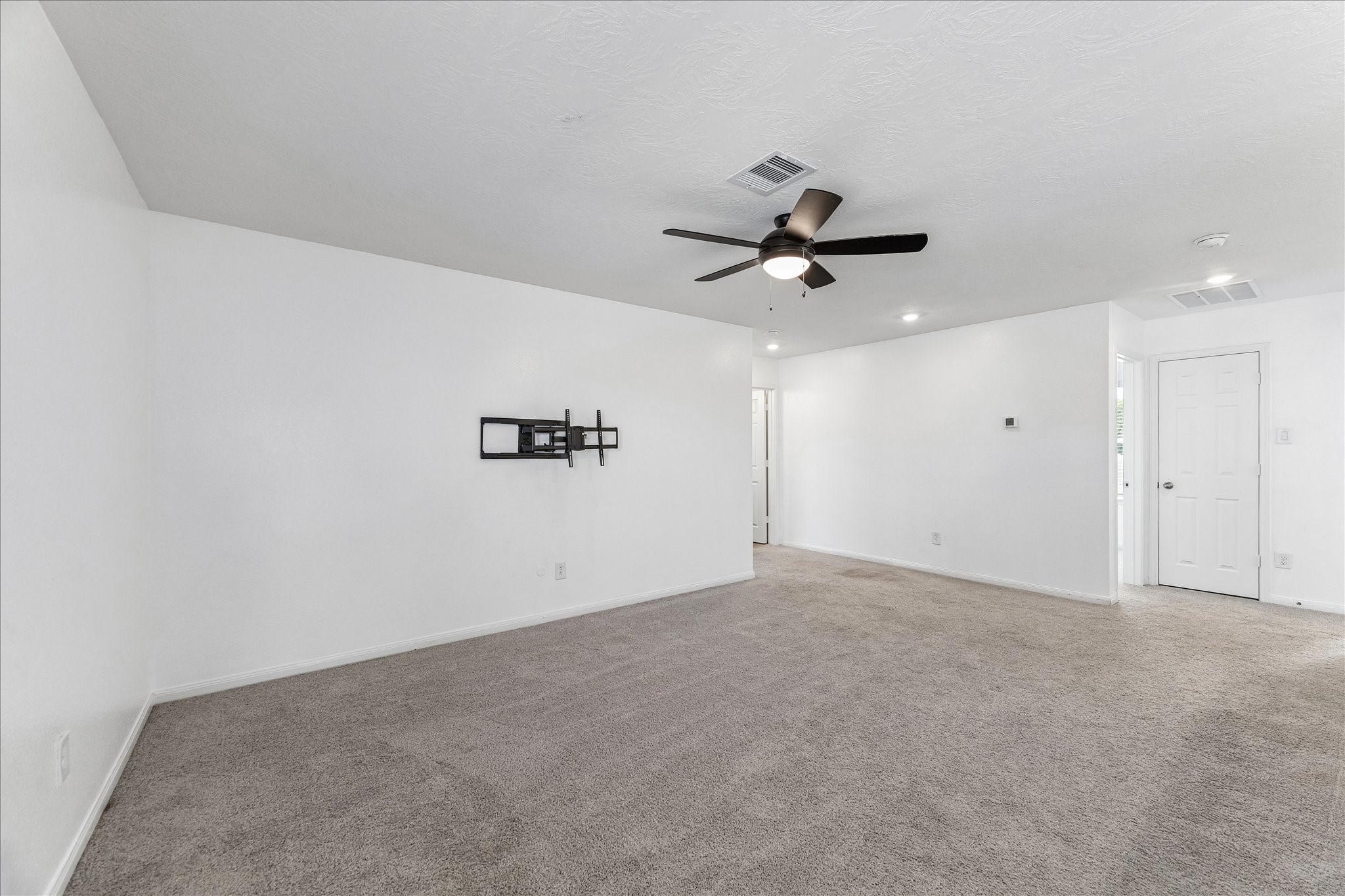 2531 Eden Rdg Way Willis, TX 77378 - Photo 13 of 26
