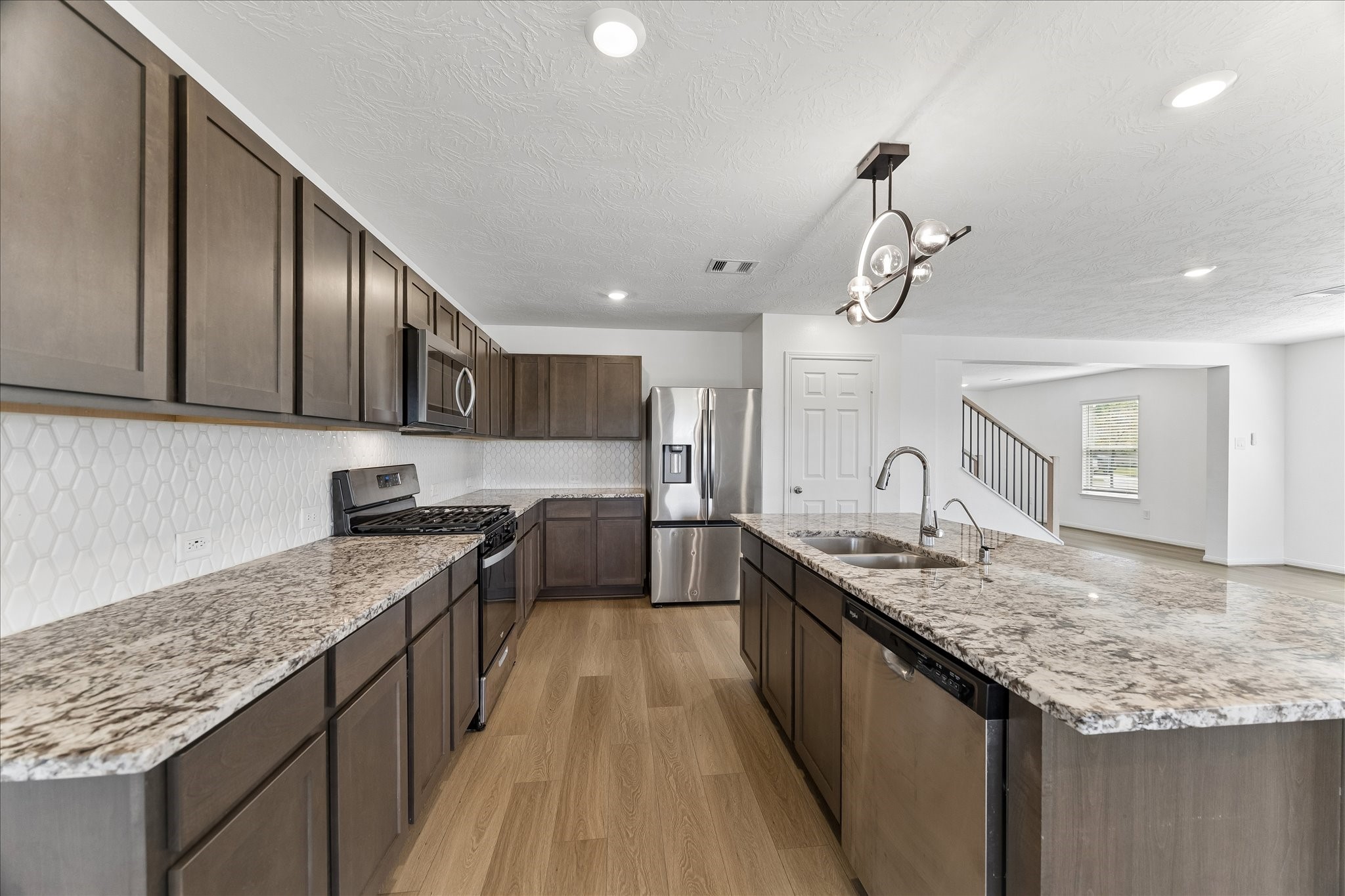 2531 Eden Rdg Way Willis, TX 77378 - Photo 8 of 26