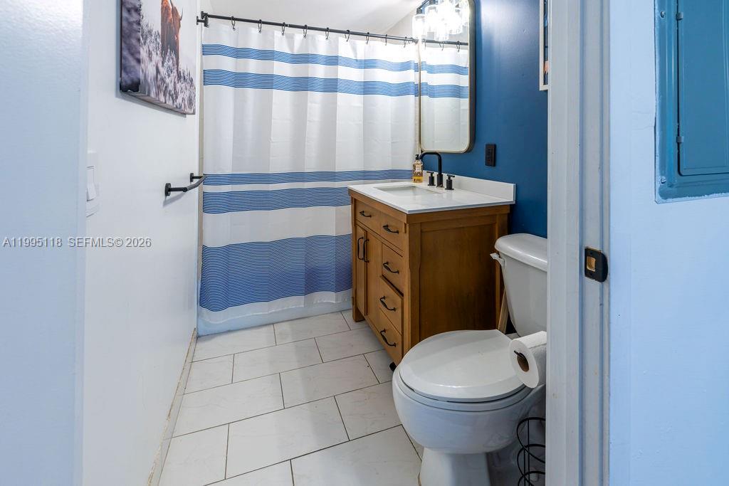 2740 Southwest 28th Terrace, Unit 705 Miami, FL 33133 - Photo 15 of 38