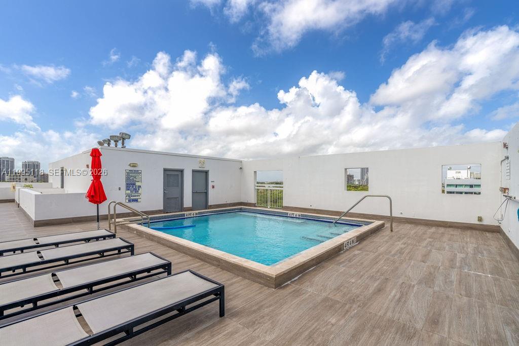 2740 Southwest 28th Terrace, Unit 705 Miami, FL 33133 - Photo 24 of 38 Roof Top/Pool