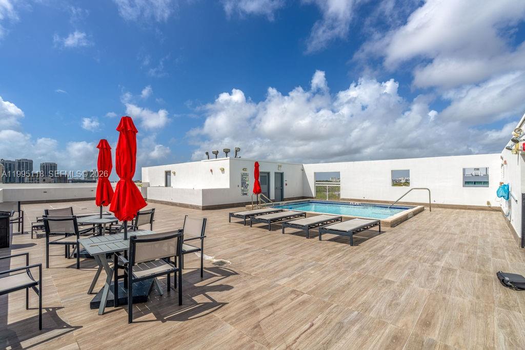 2740 Southwest 28th Terrace, Unit 705 Miami, FL 33133 - Photo 25 of 38 Roof Top