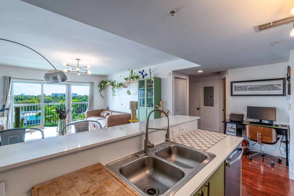 2740 Southwest 28th Terrace, Unit 705 Miami, FL 33133 - Photo 9 of 38