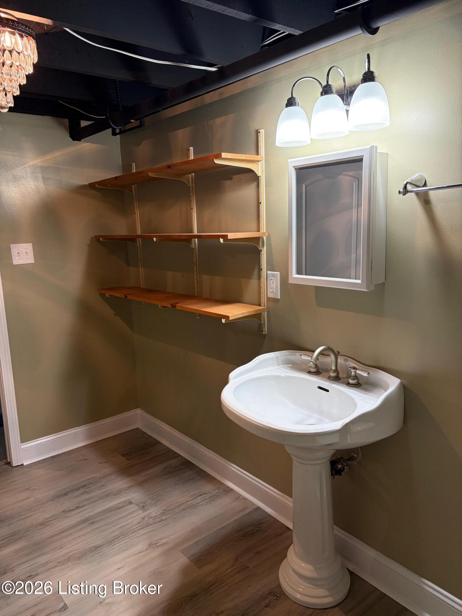 247 Spring Street New Castle, KY 40050 - Photo 21 of 32 LL Bath Shelving