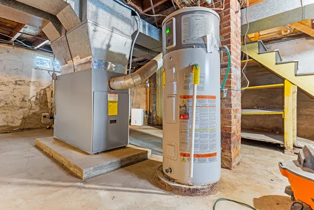 $185,000 | 84 Church Street, Livermore Falls, ME 04254